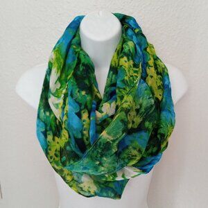 MULTICOLOR LIGHTWEIGHT SCARF